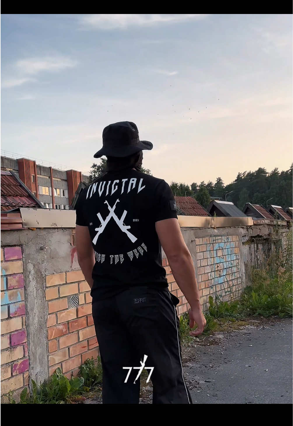 @777 | INVICTAL