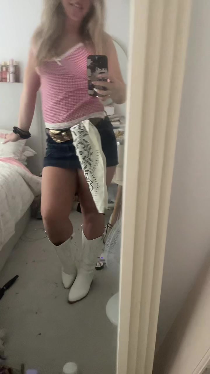 @amy ꨄ