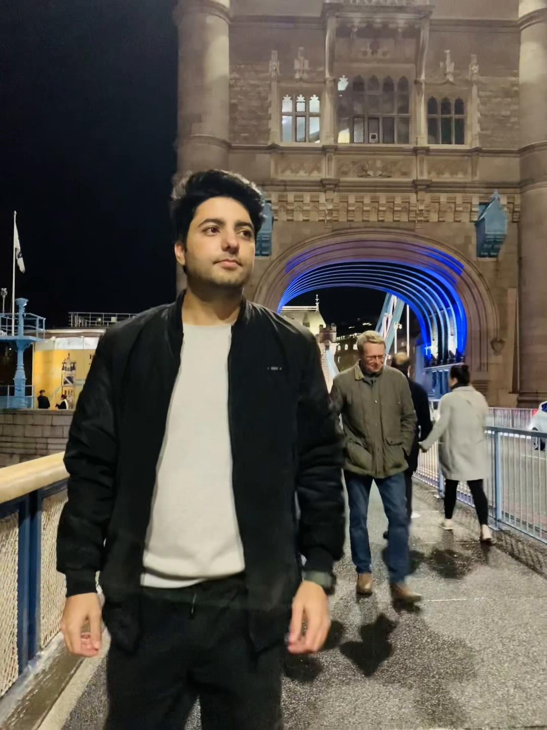 @aizaz.khann09