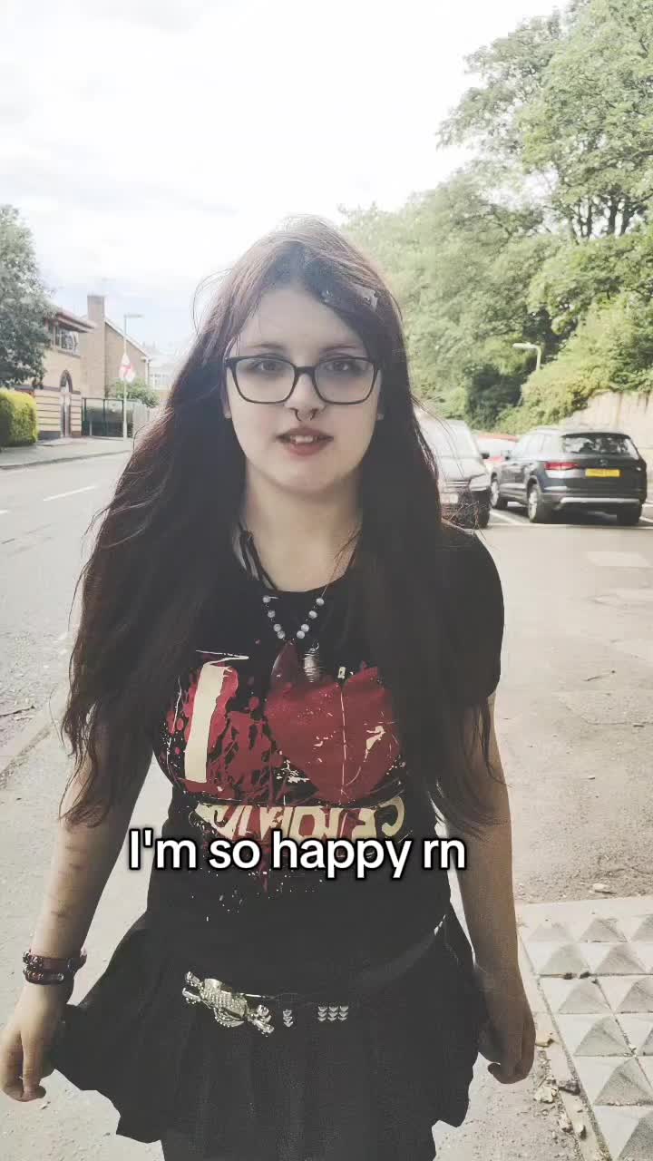 @𝓡𝓮𝓭 𝓿𝓮𝓵𝓿𝓮𝓽。‧˚ʚ🐇ɞ˚‧。