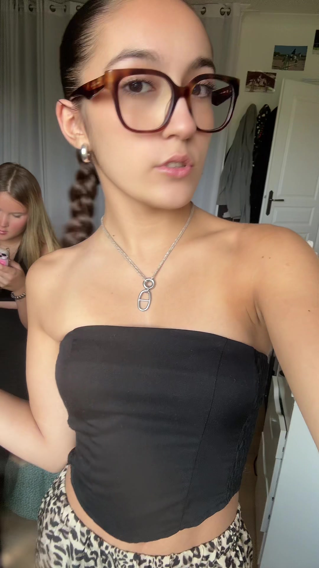 @Lily