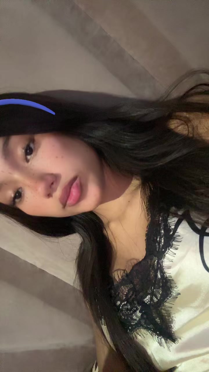 @Valeska🕷️