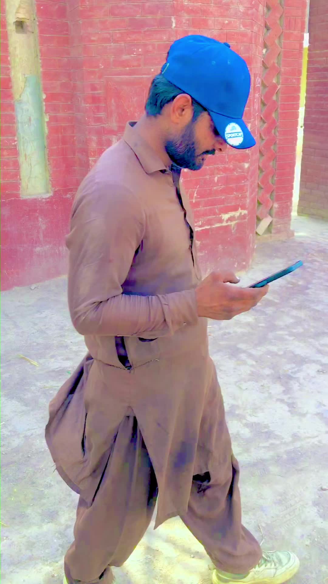 @Amir Sohail UK