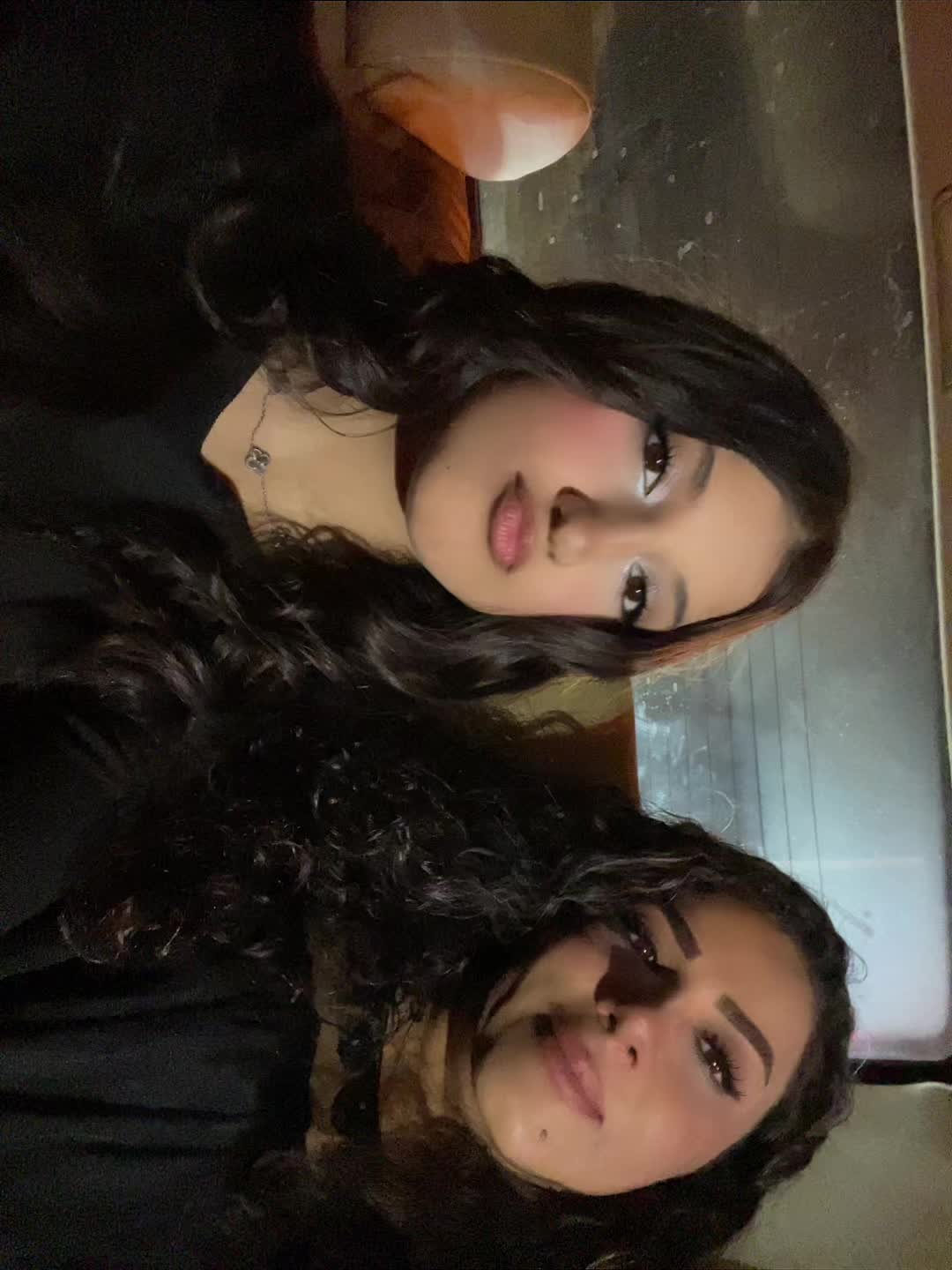 @kiana.gh