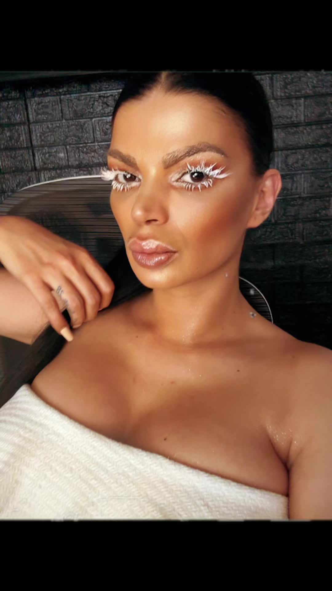 @BambinaHoney🐒
