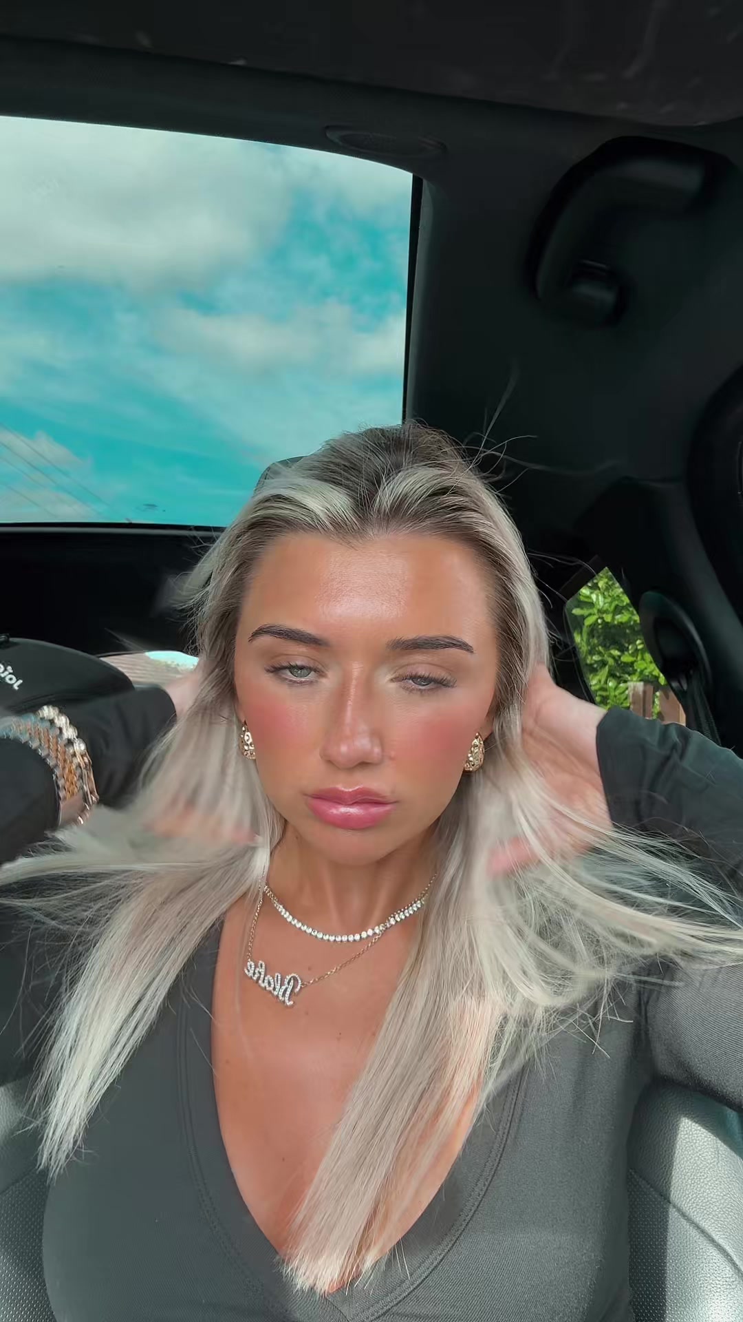 @LeighaClarke