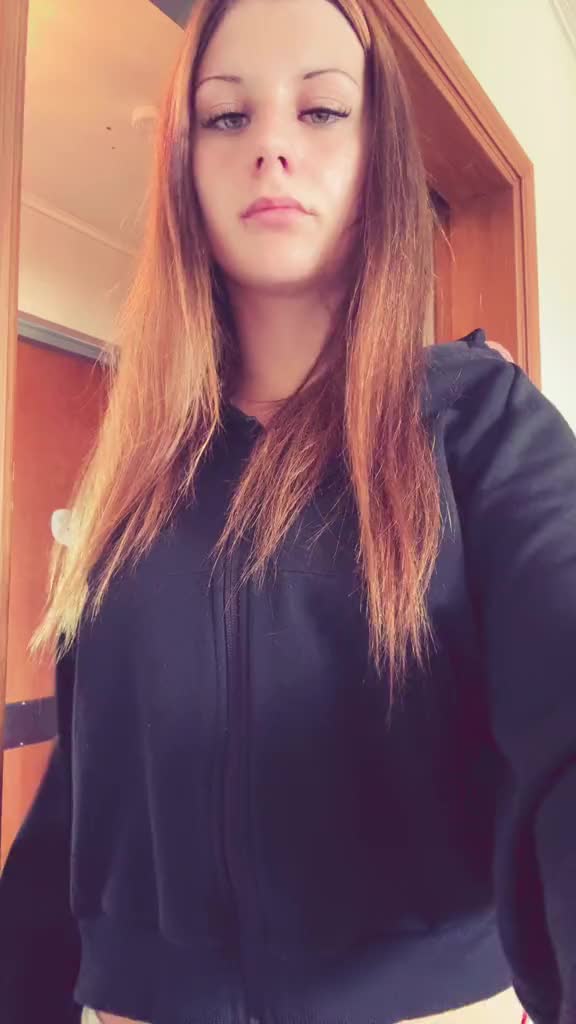 @jolineengla1