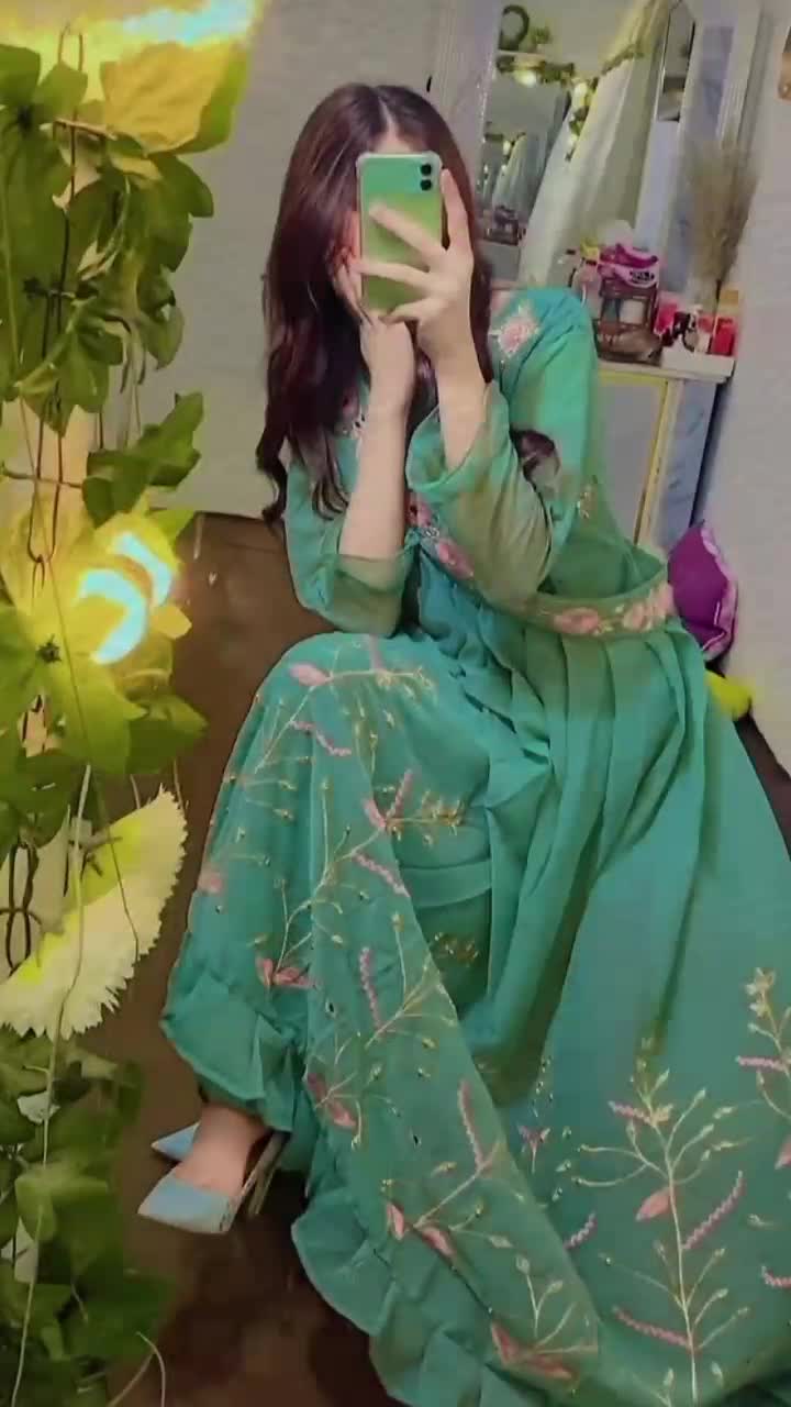 @ℂ𝕙𝕖𝕣𝕣𝕪 🍒