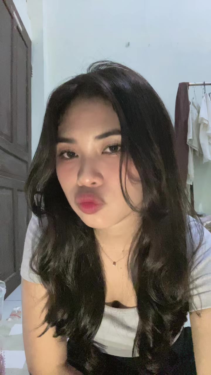@yusniiiii