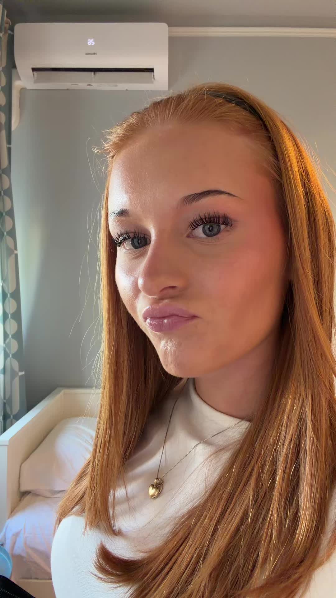 @LEAH SPJELKAVIK