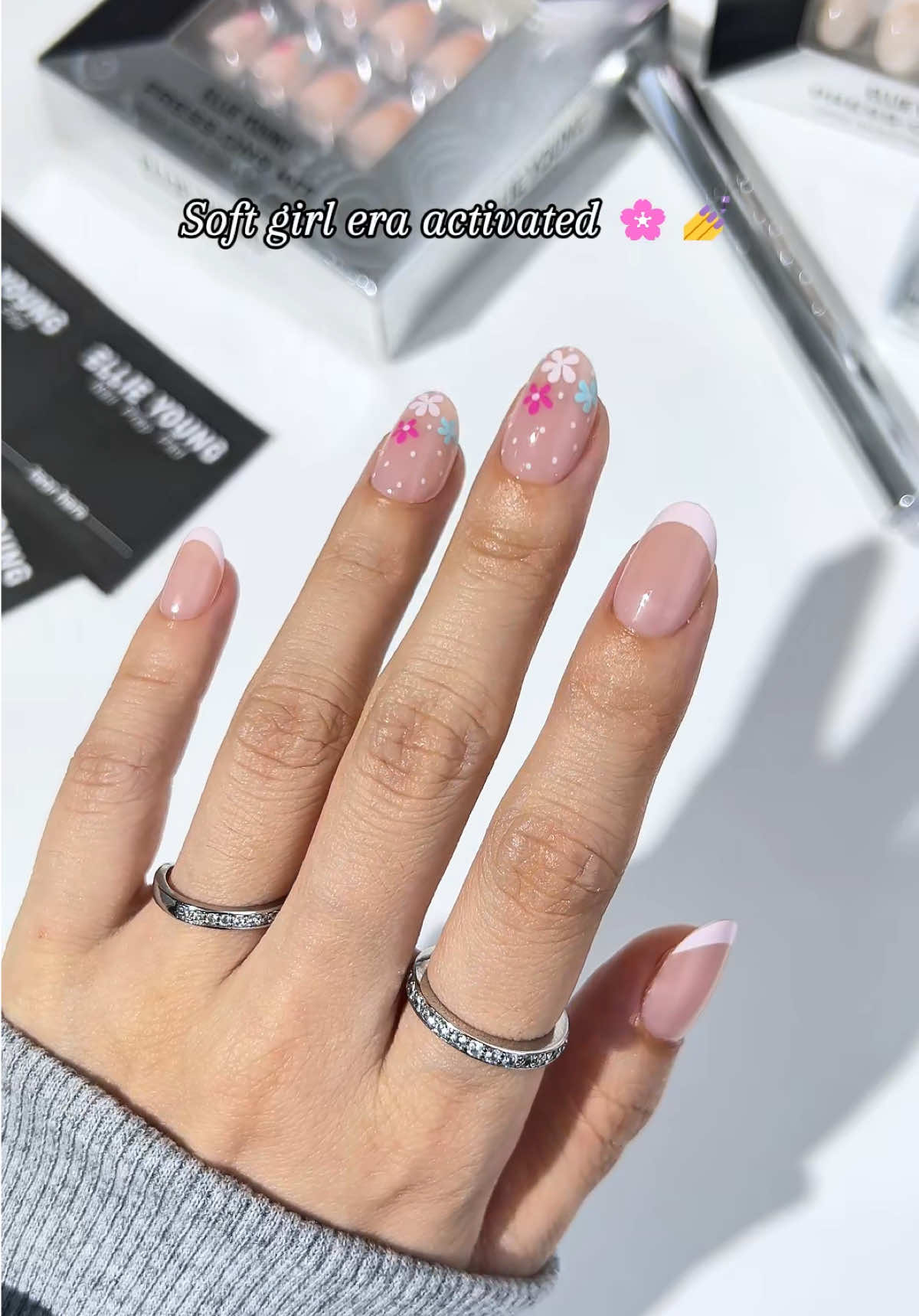 @Ellie Young Beauty LTD
