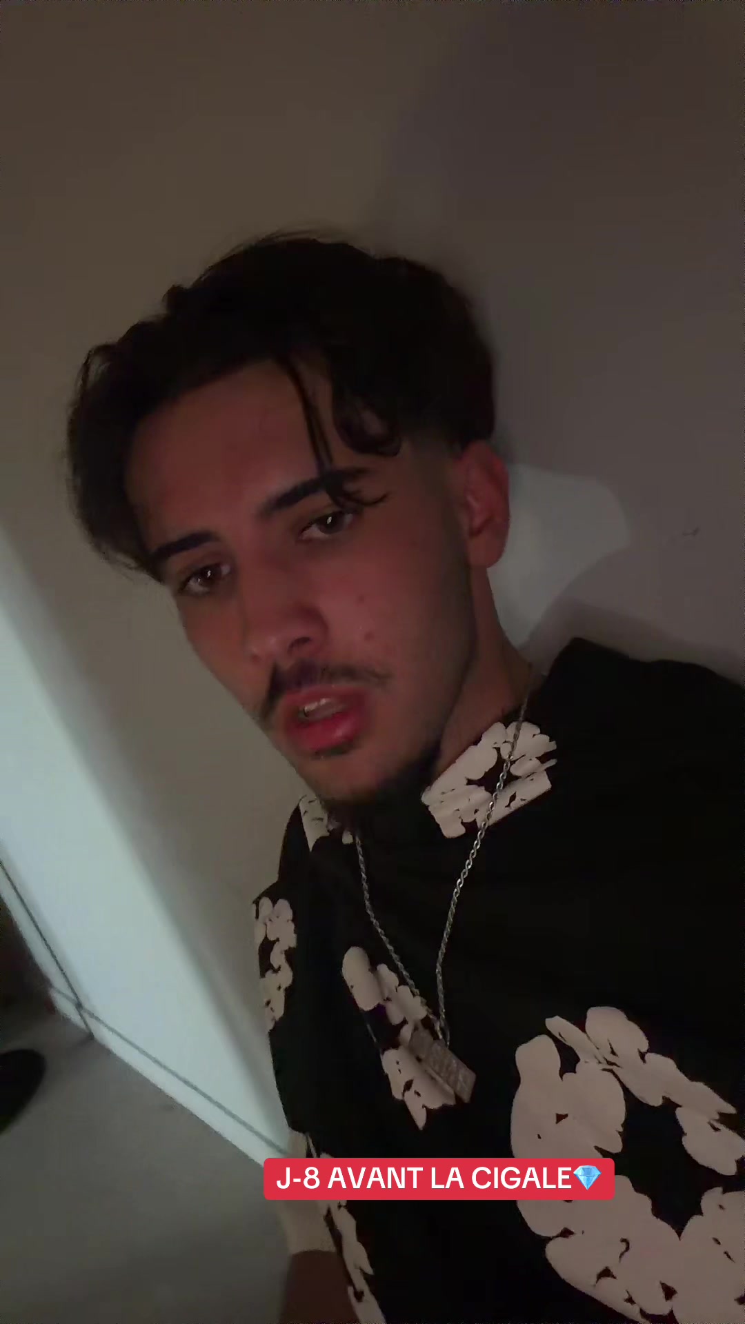 @R N B O I