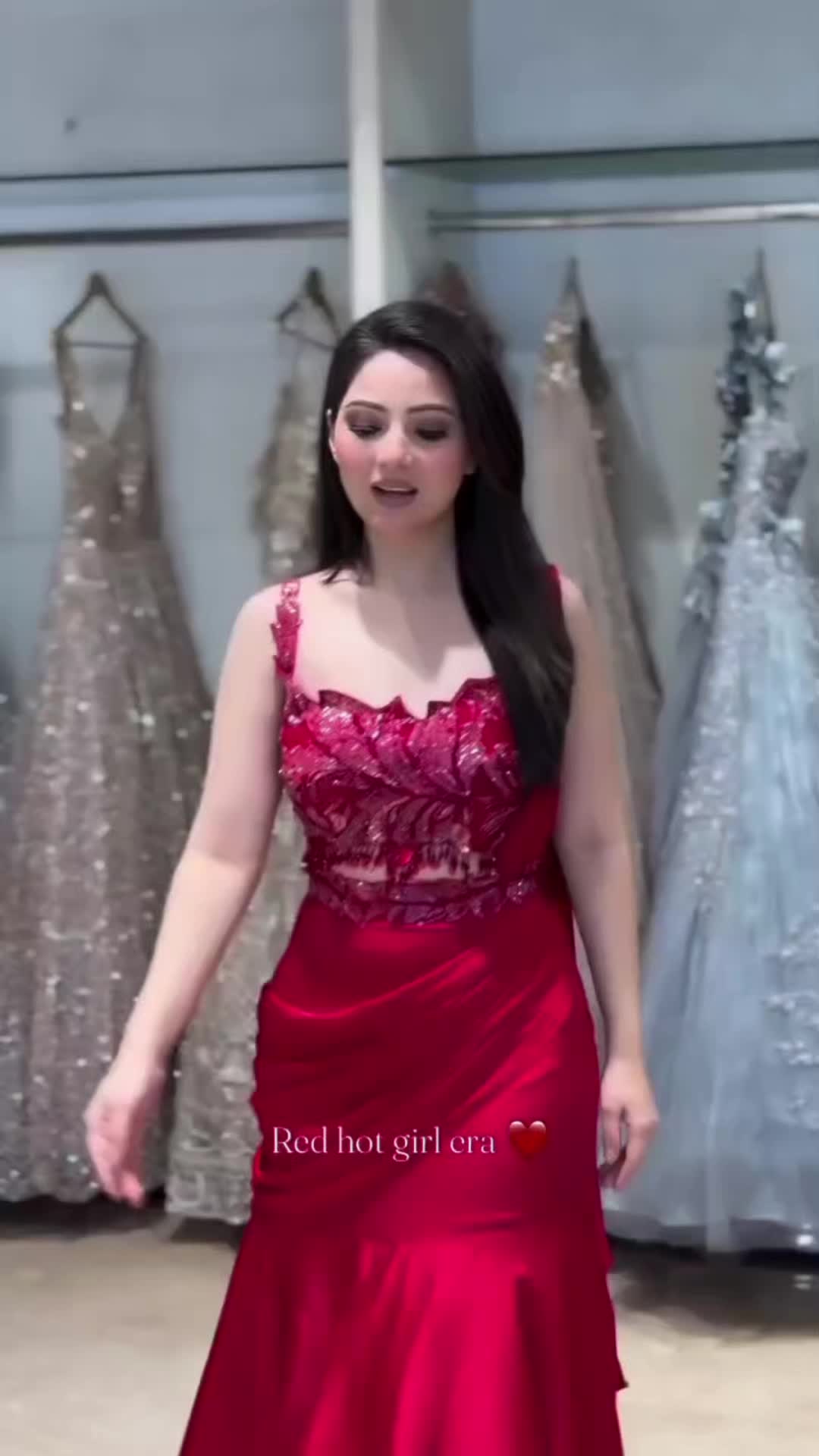 @WOMAN DESIGNER