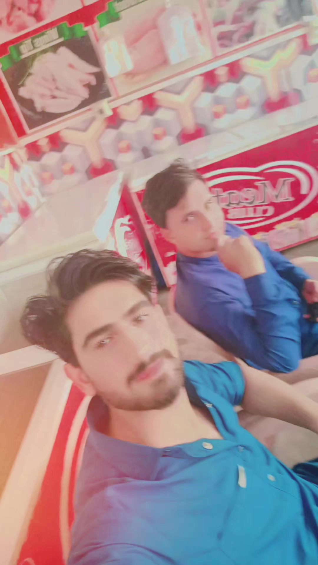 @Adee kحan