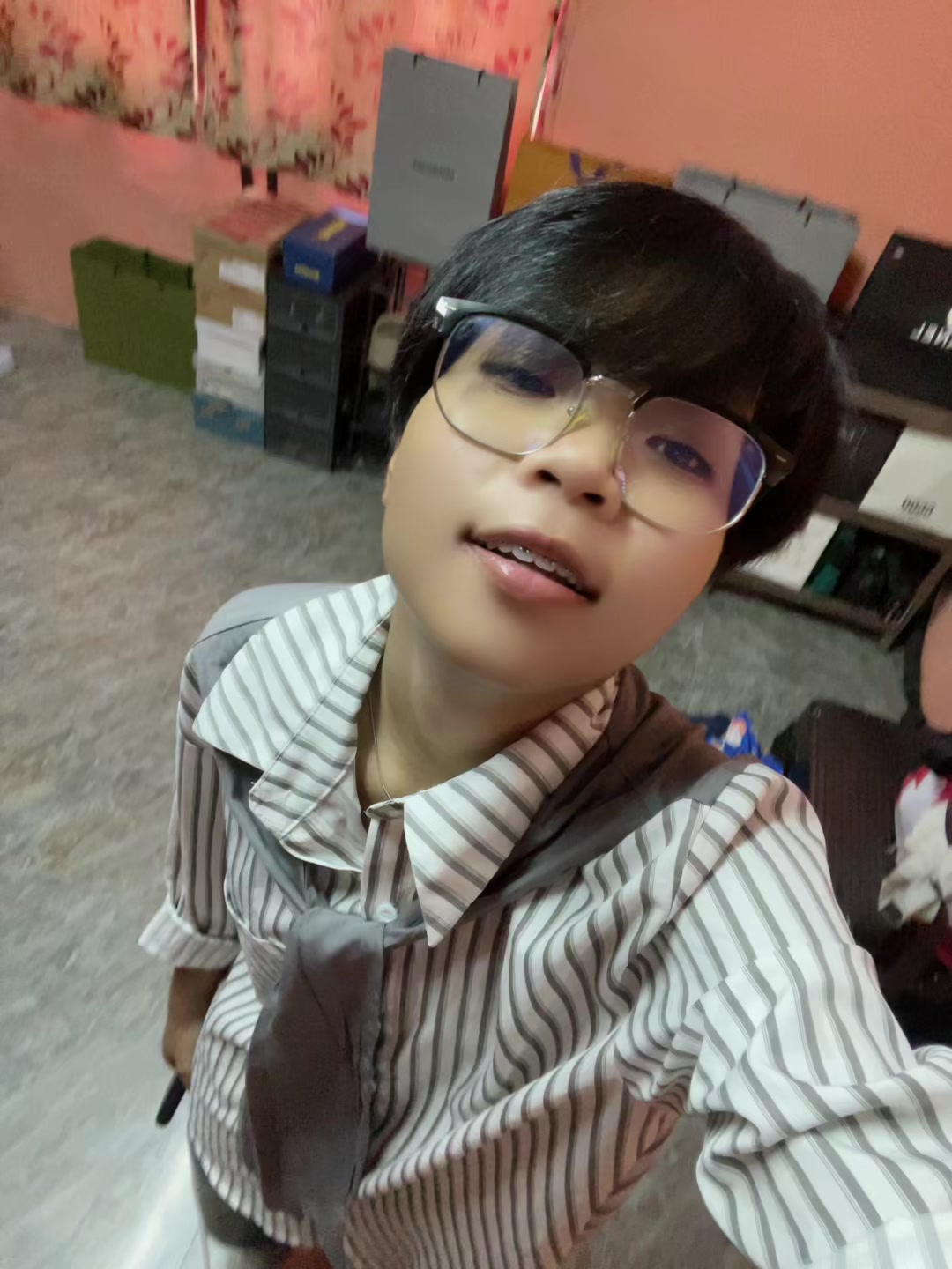 @นินิว