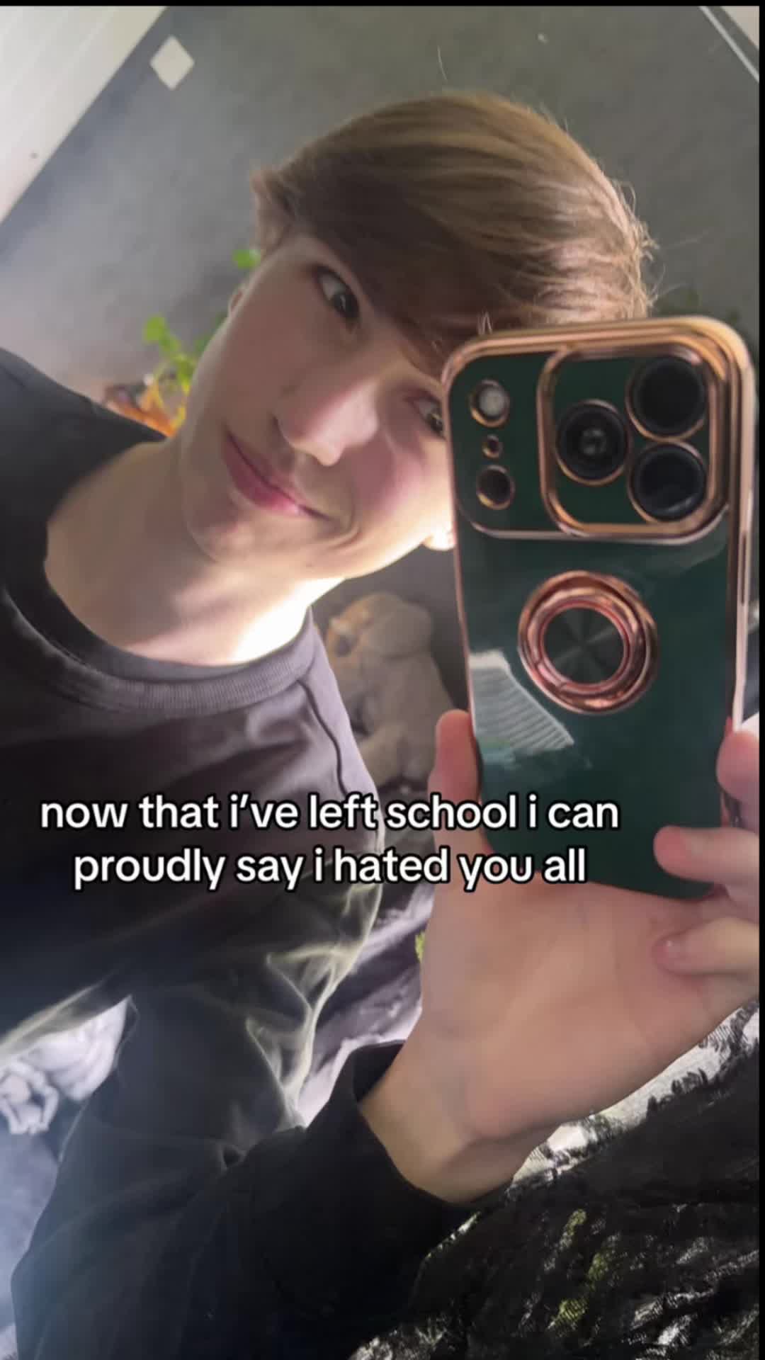 @Declan&deg;