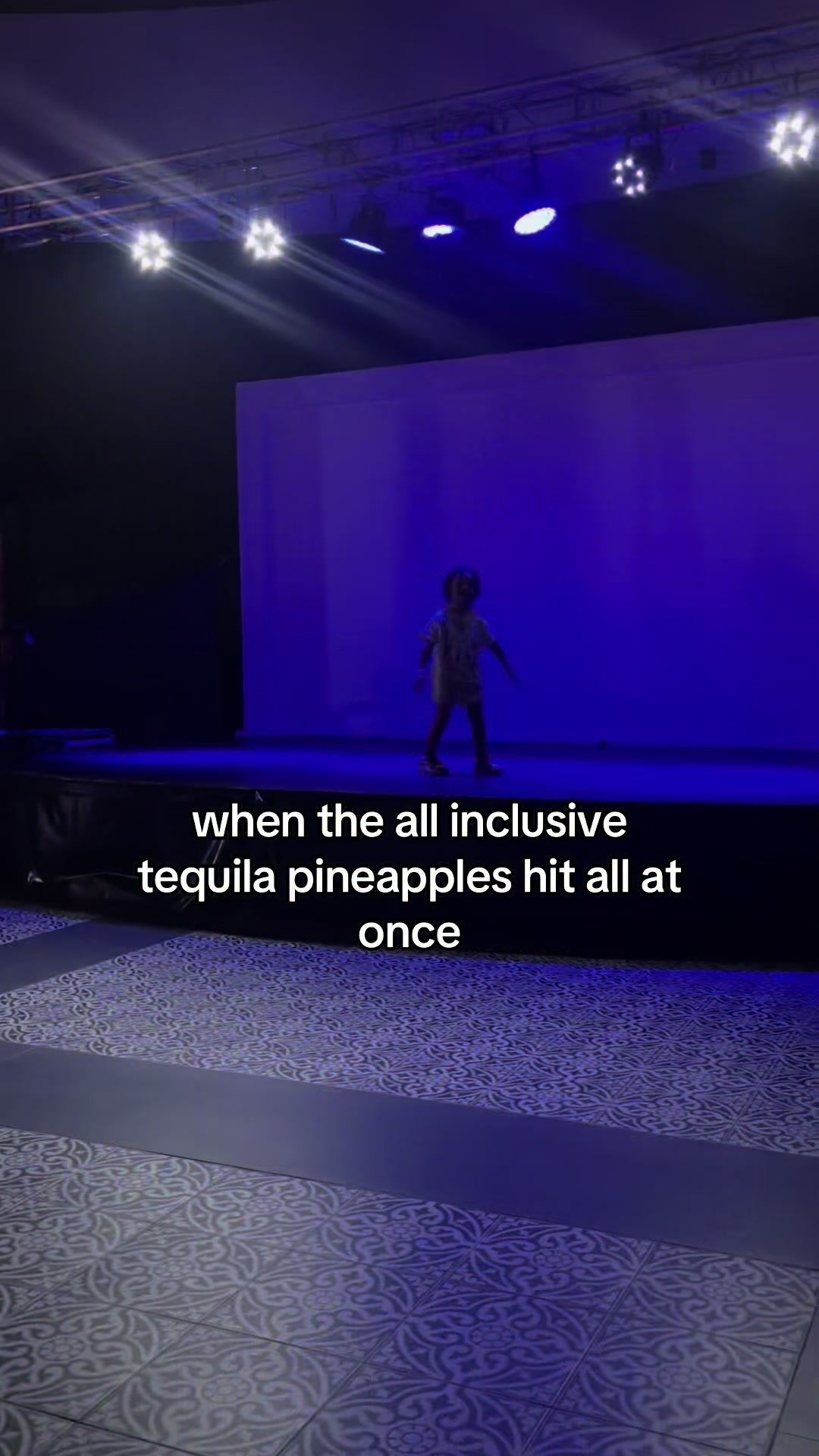 @shakethatoad
