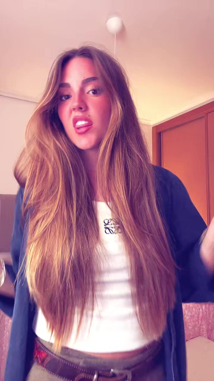 @luciasanch__