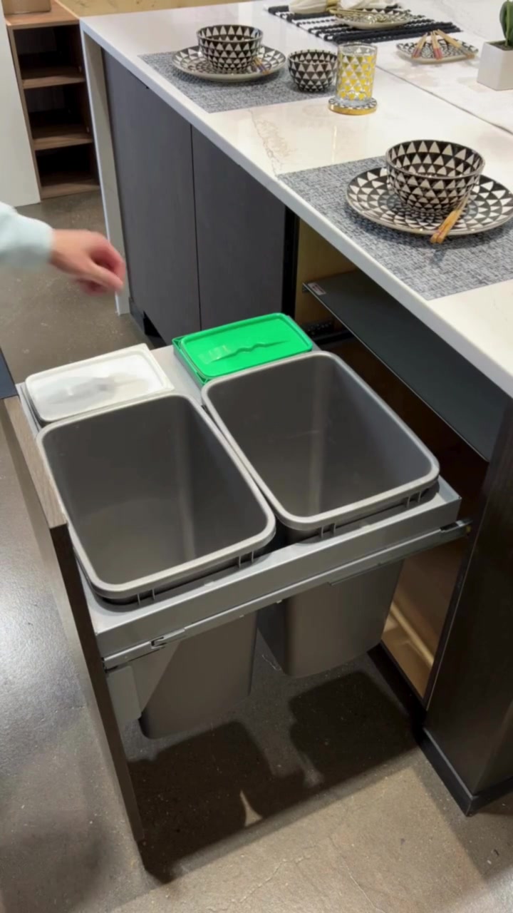 @Superior Cabinets