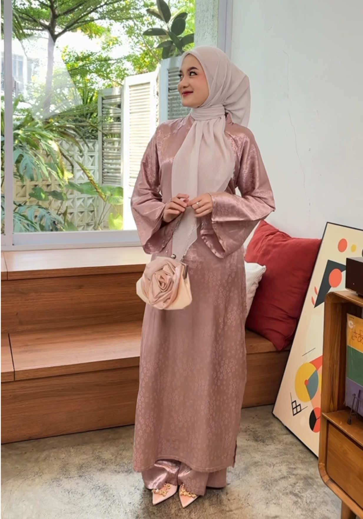 @hiladira