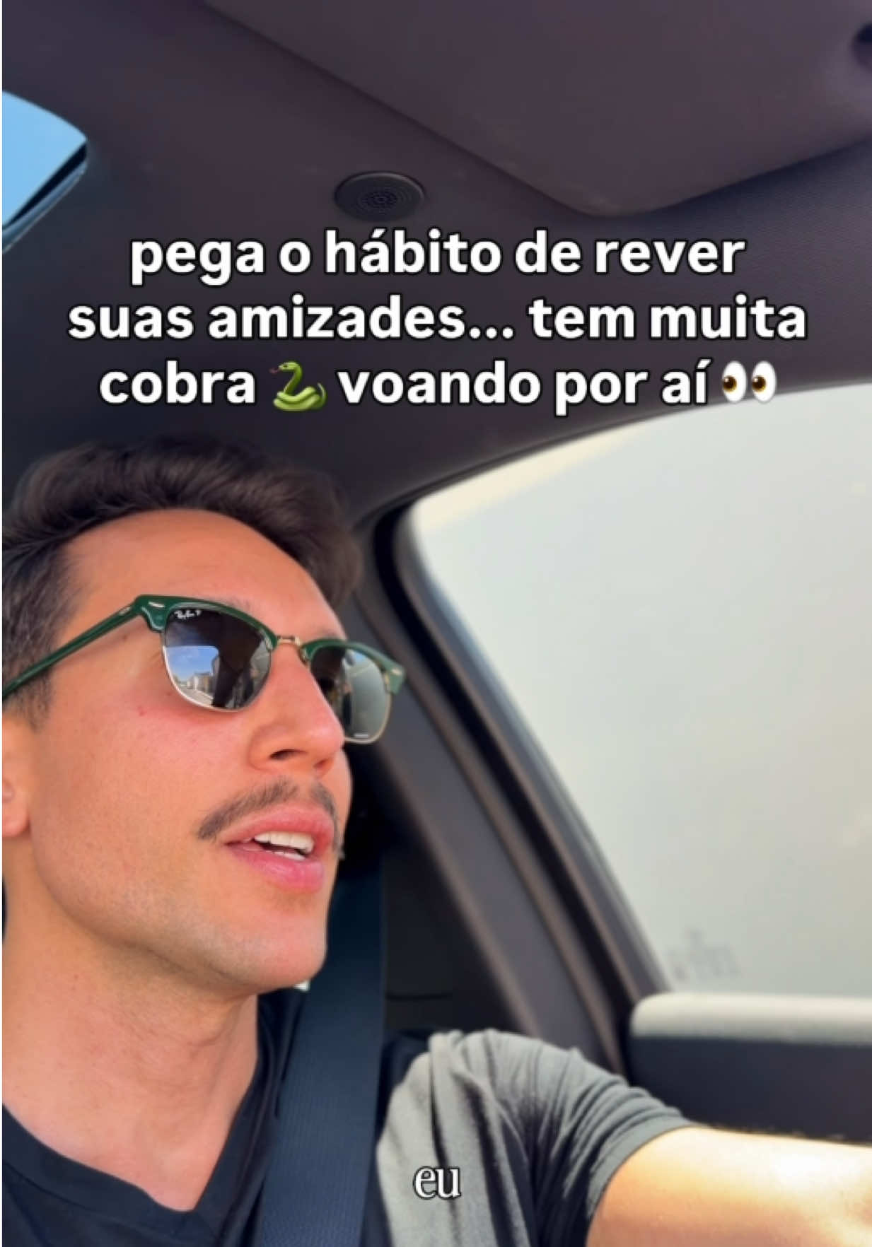 @jhones carneiro m&eacute;dico