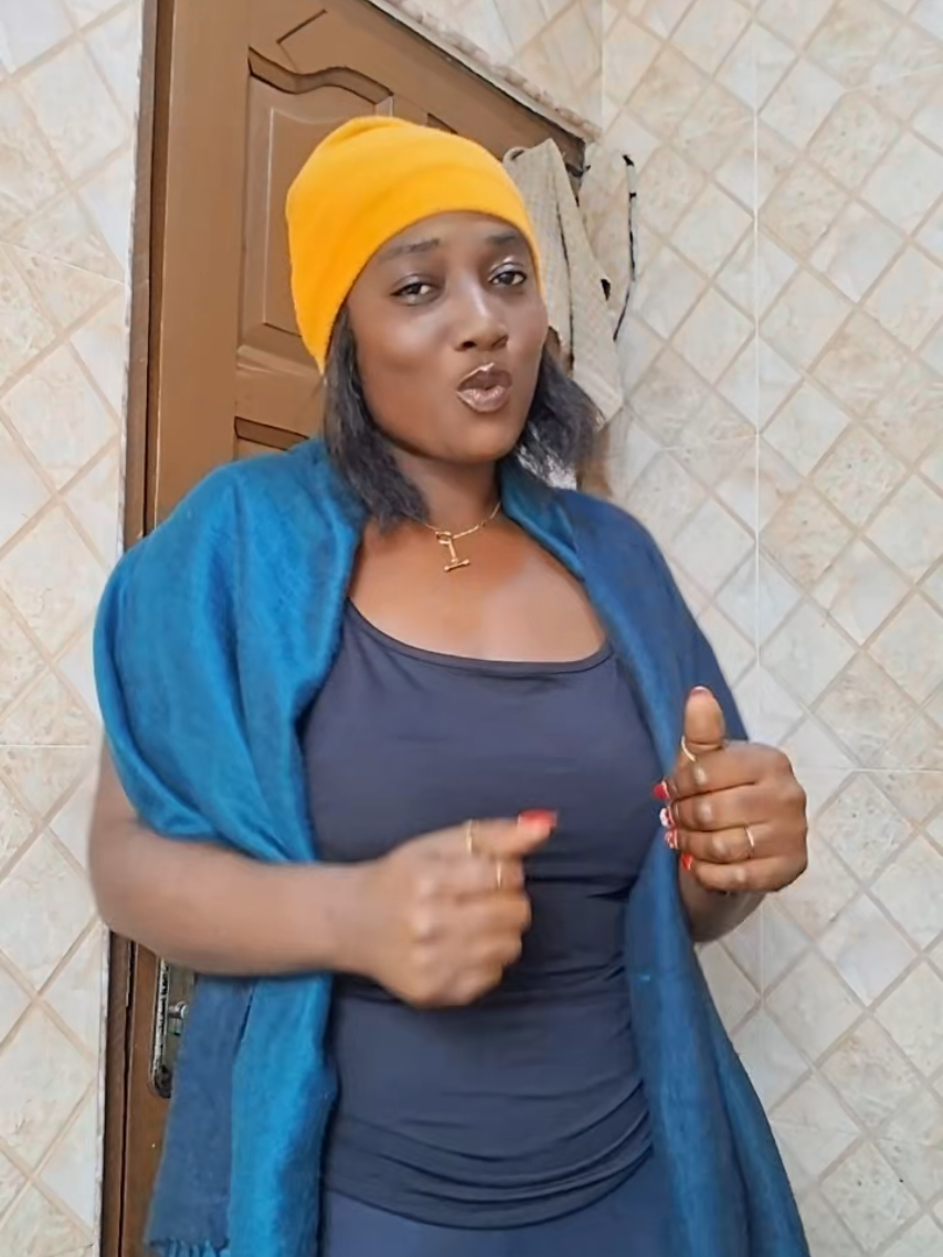 @YAA KISSIWAA ASANTE😇✨🥂