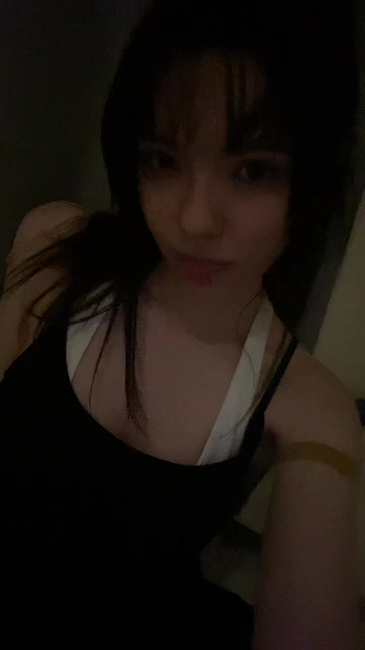 @Mia
