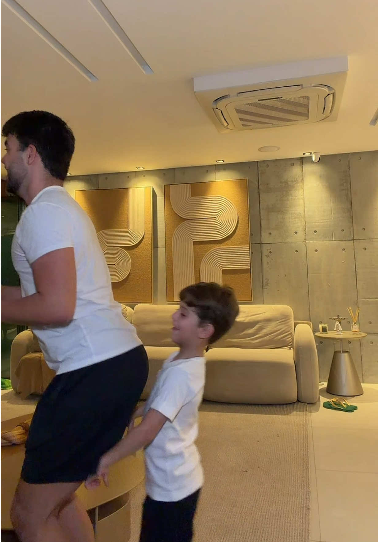 @alvxaro