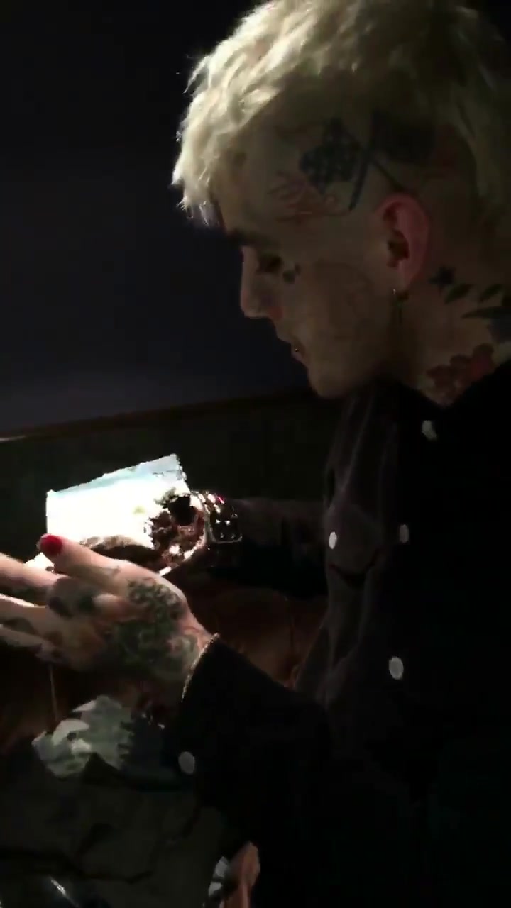 @lilpeepshawty