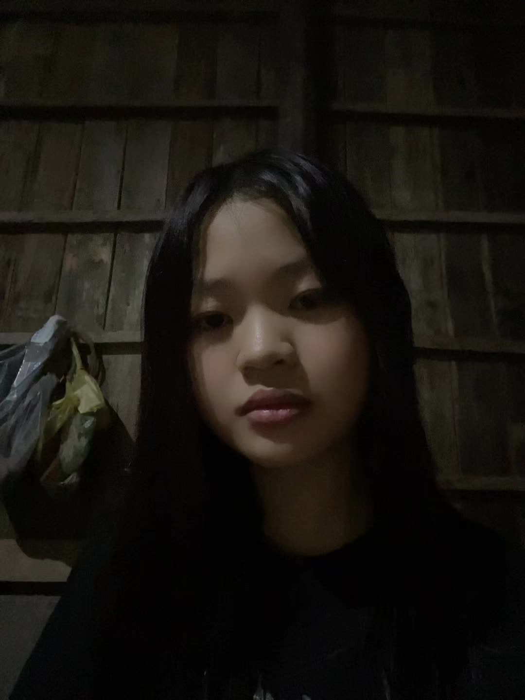 @អេងក្មេងបីសាច