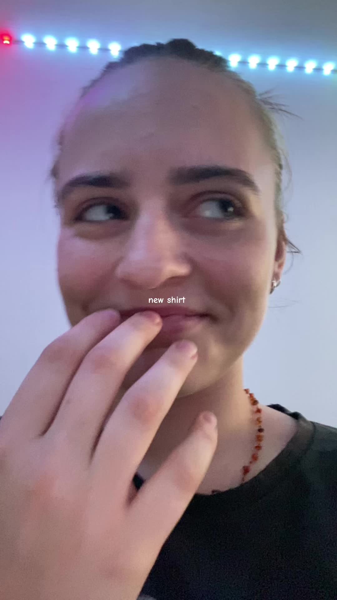 @Alissya โ