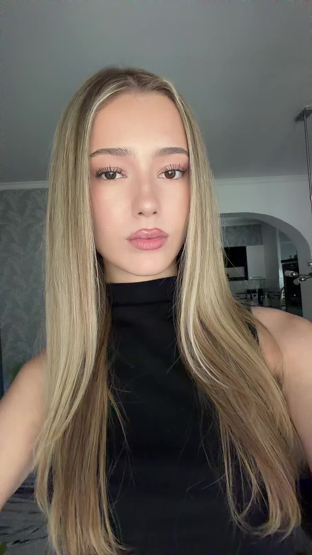 @𝒮