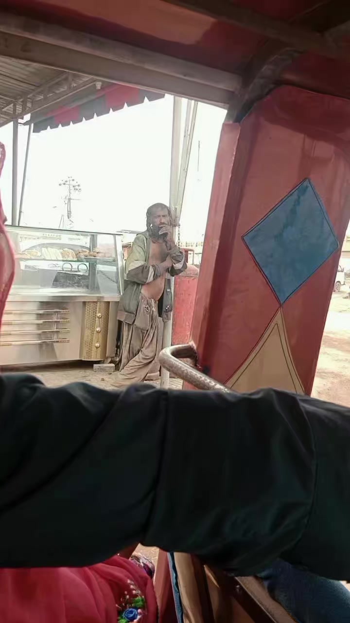 @𝗦𝗝 &hearts;︎_&hearts;︎ شاہو 🔥