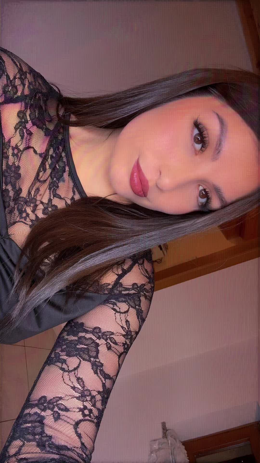@Arianna ๐ค