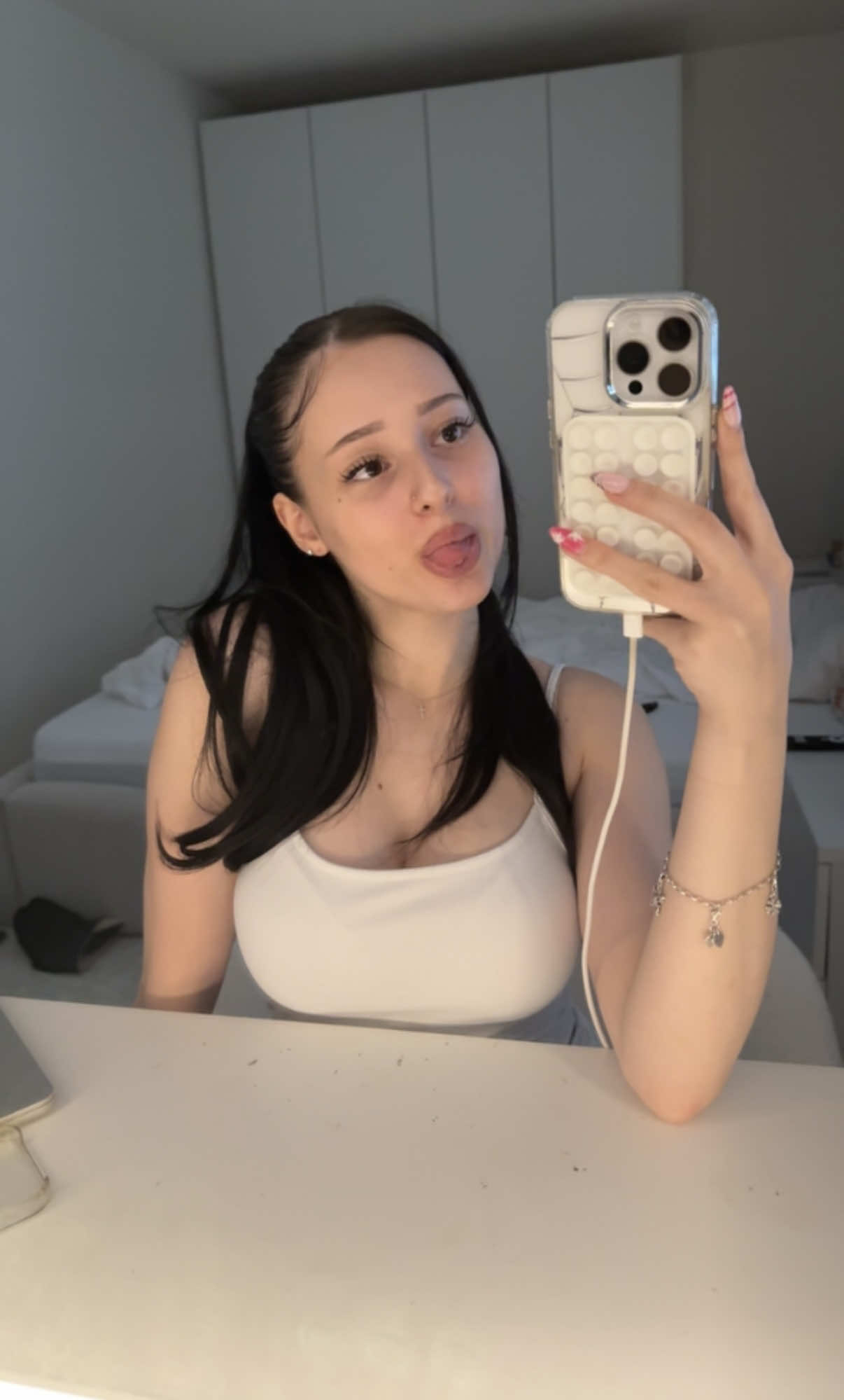 @RealLizsa