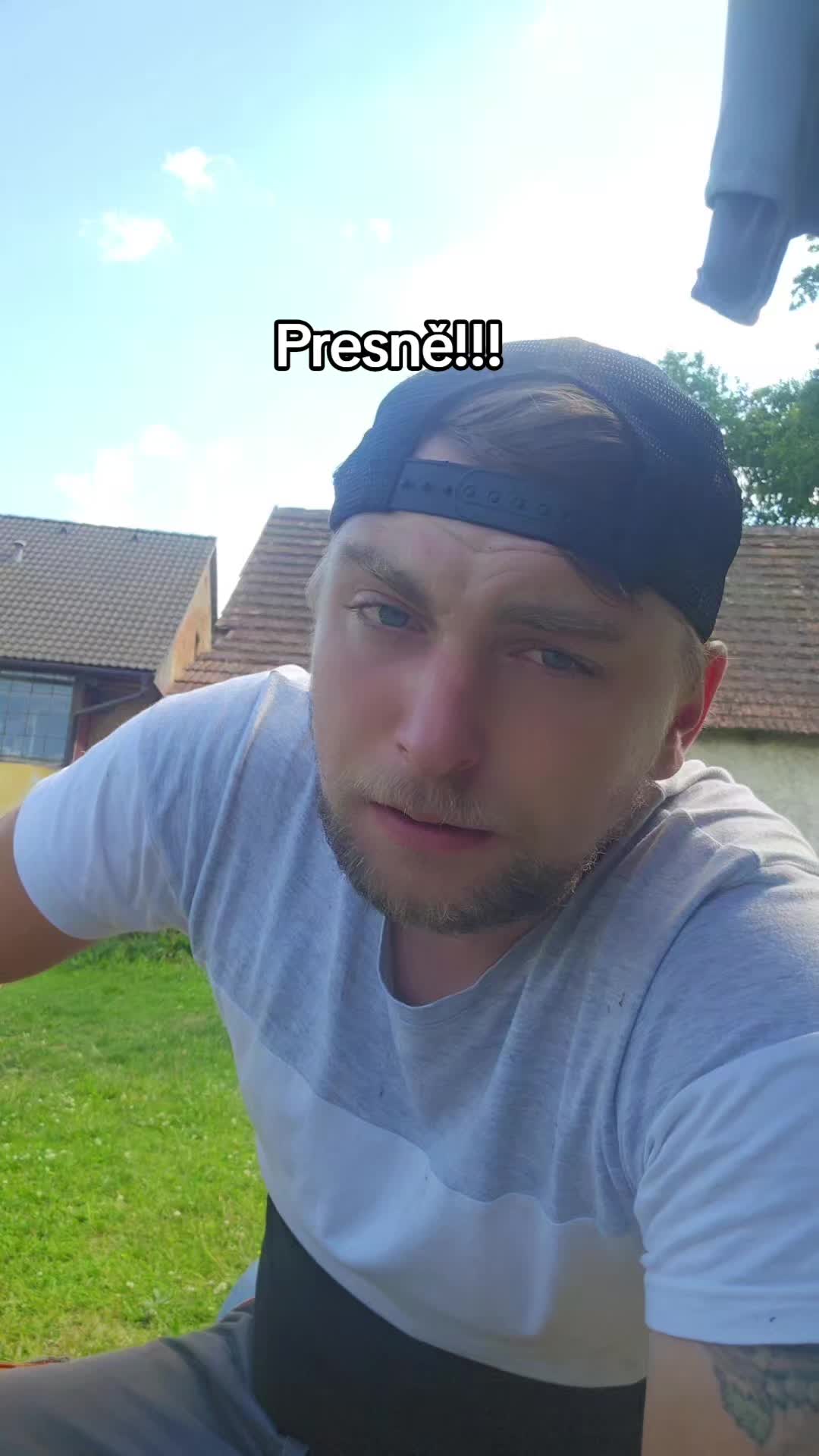 @Kmotr😎