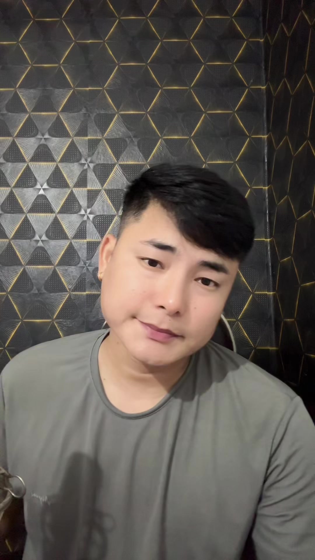 @Manoj limbu🎙️