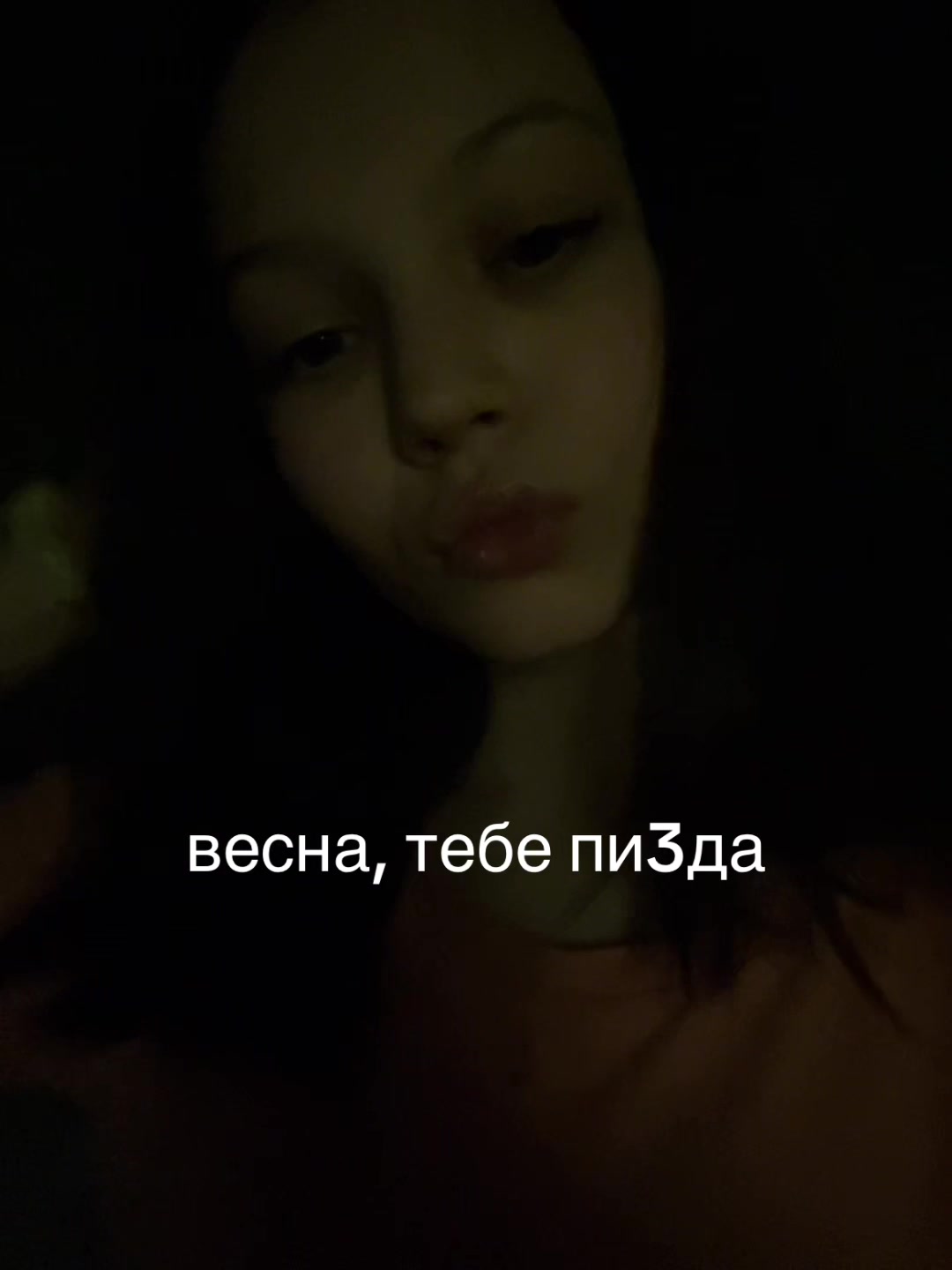 @palevaa_