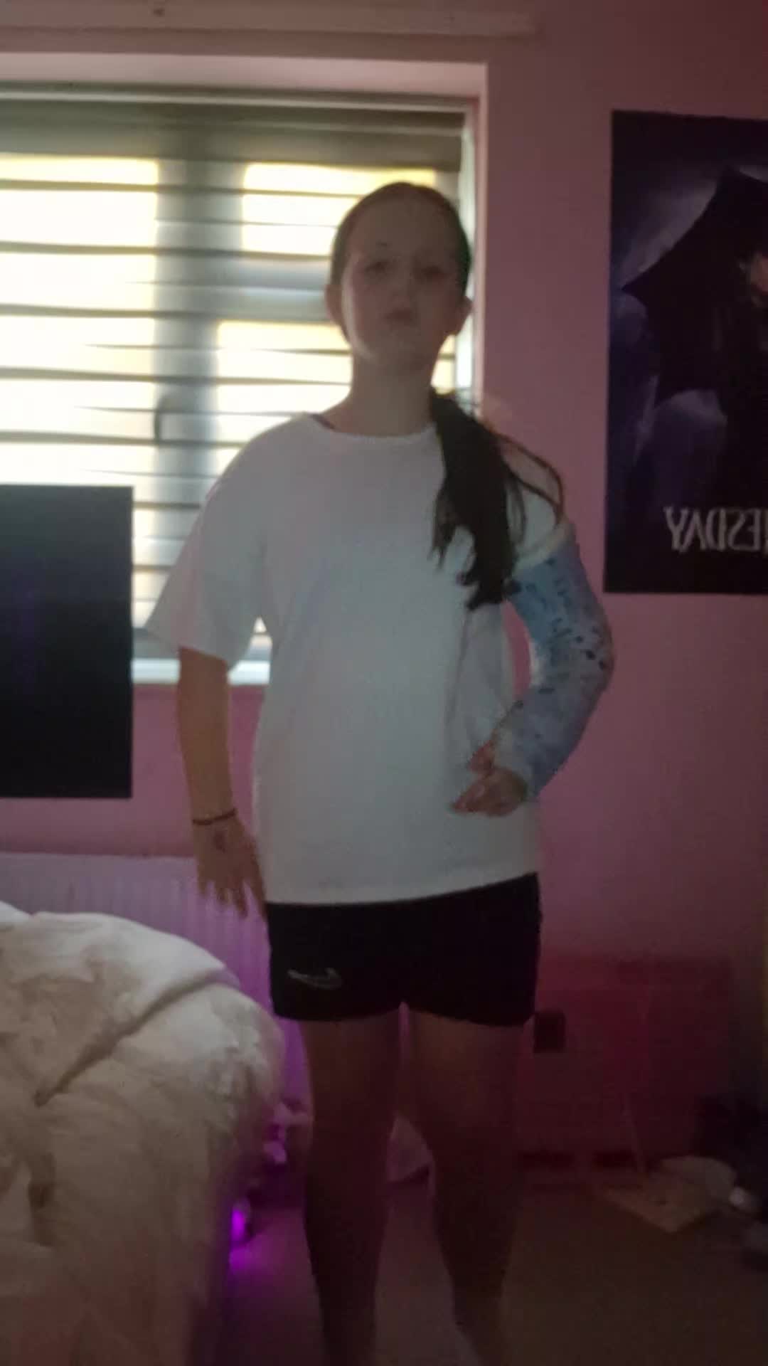 @£laire