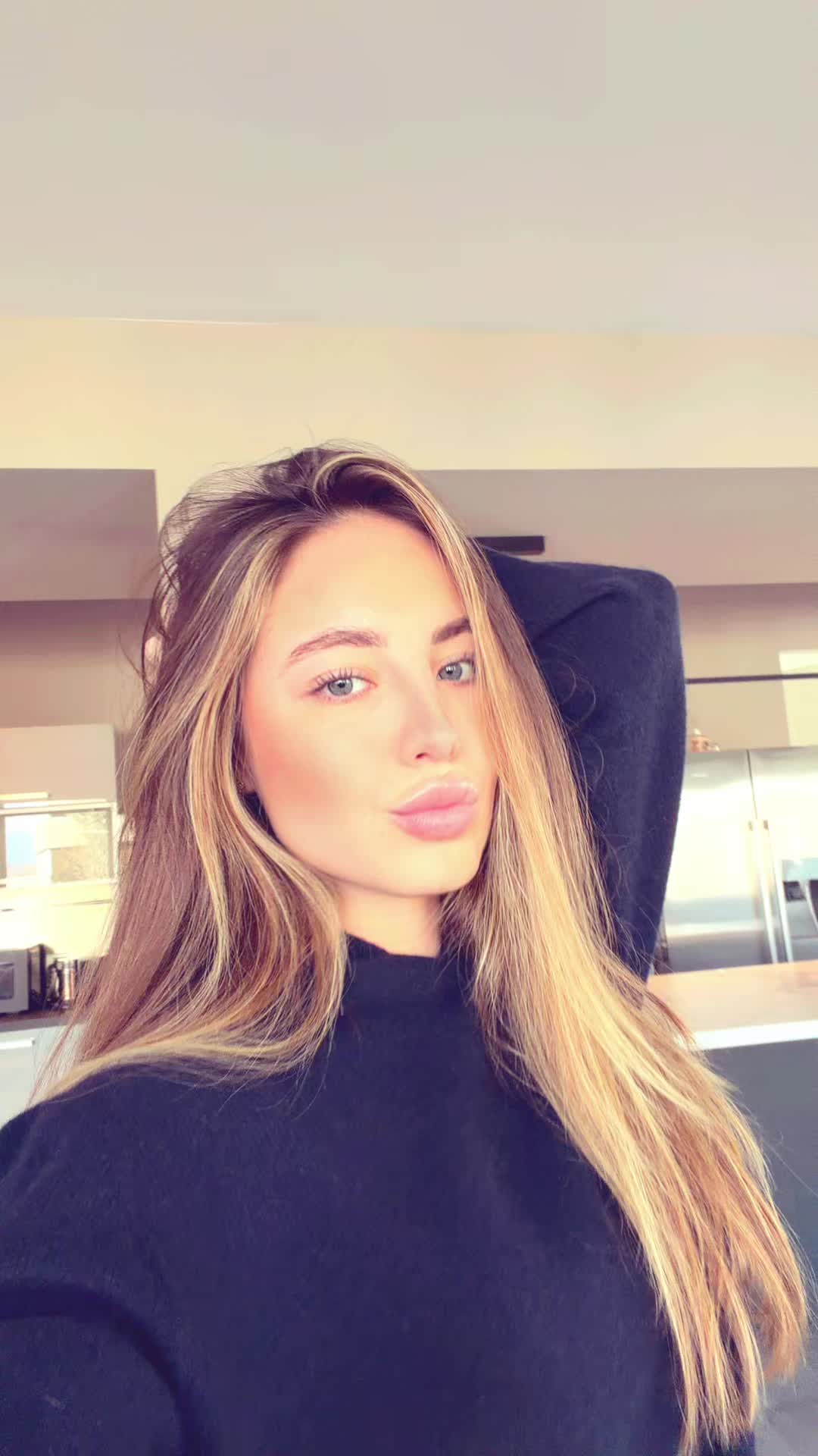 @Sofia