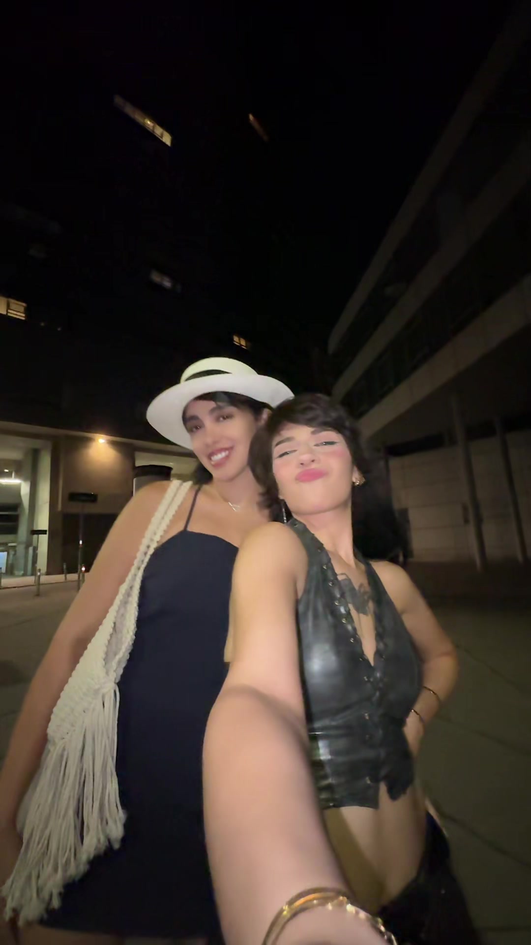 @VAZISTA