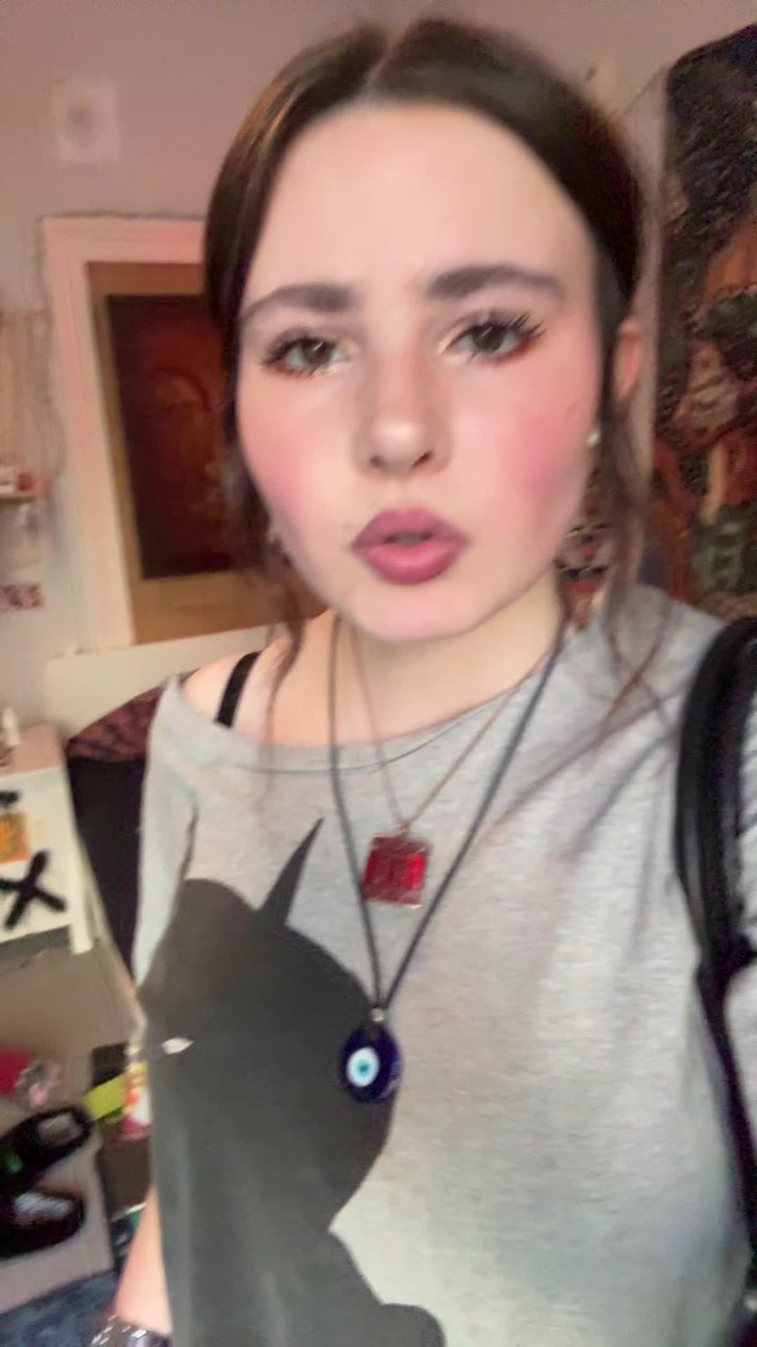 @Lauren🥁🎵🎼🎞️