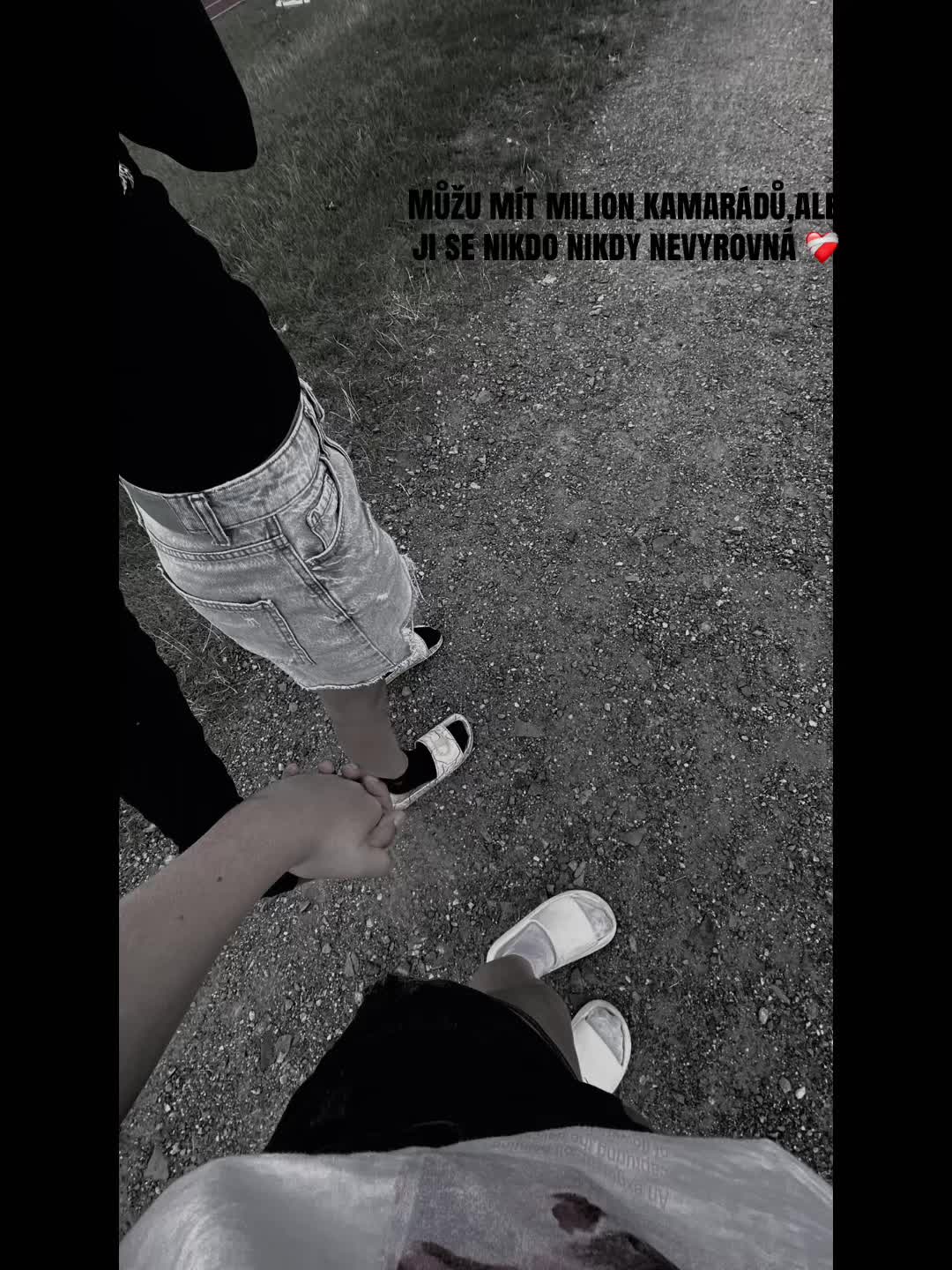 @🙋♀️