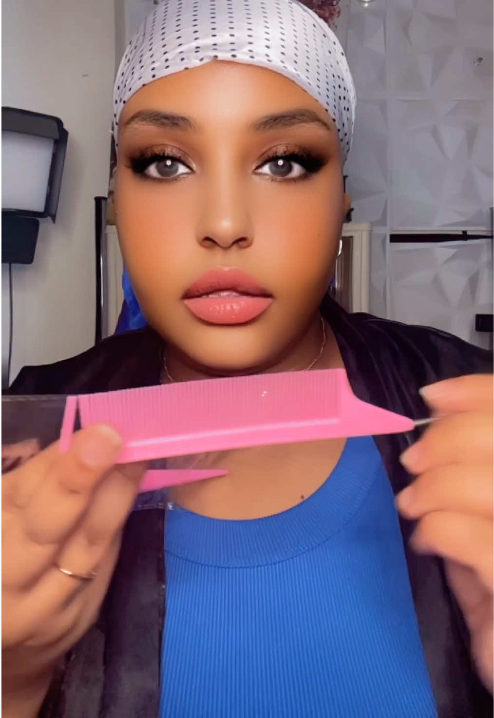 @k𝖆𝖙𝖗𝖆 D𝖆𝖍𝖎𝖗