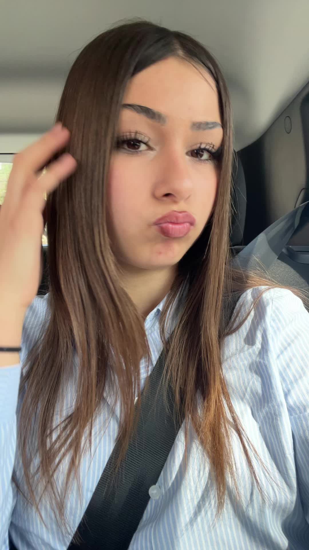 @Cami💋