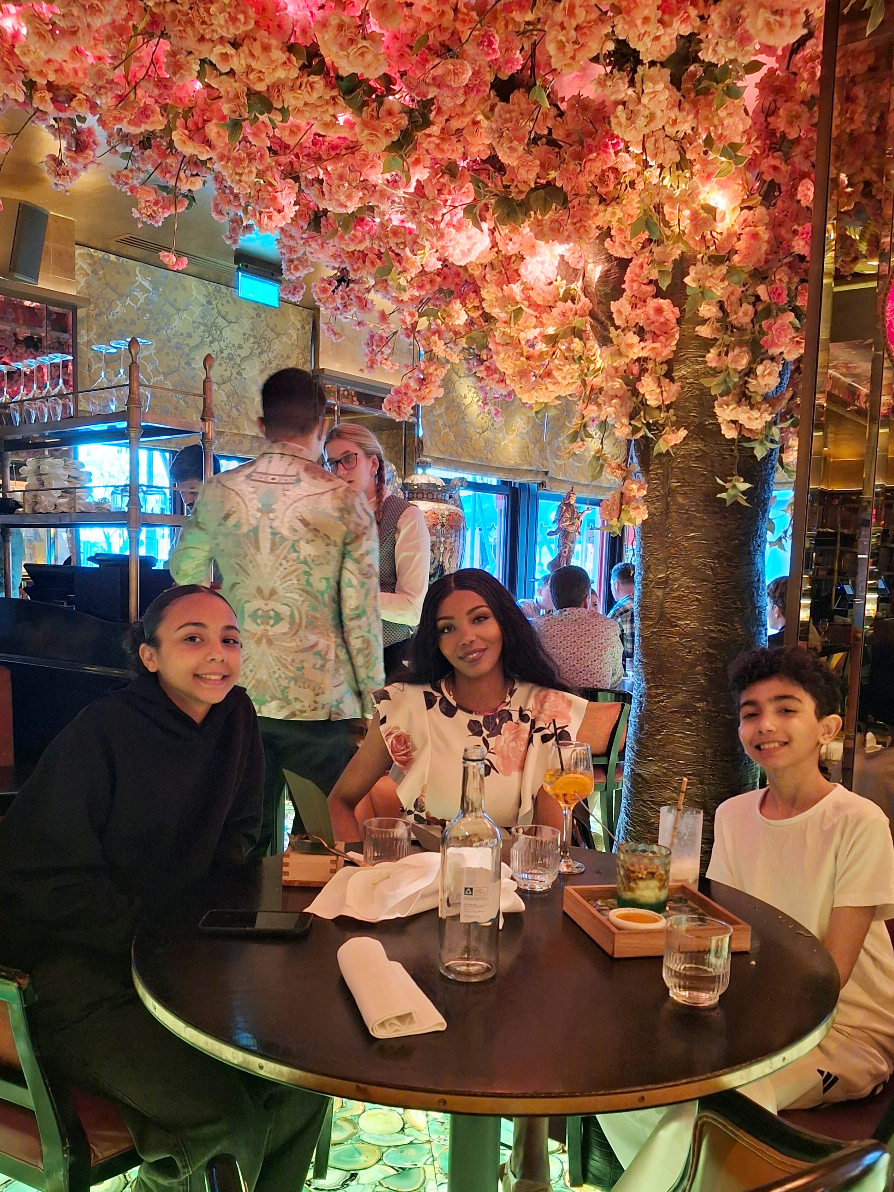 @Caz london 🇰🇪 🇬🇧🇬🇧