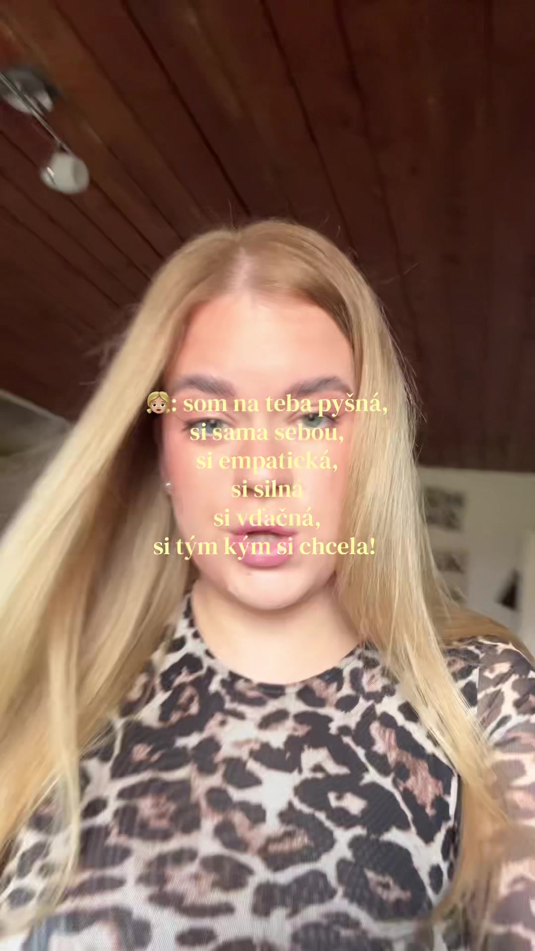@Džulia🐒