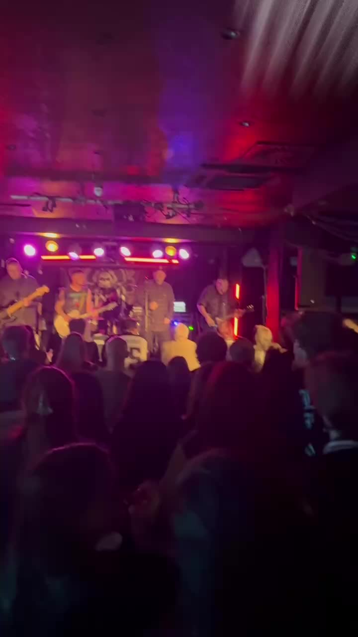 @thesixthletter