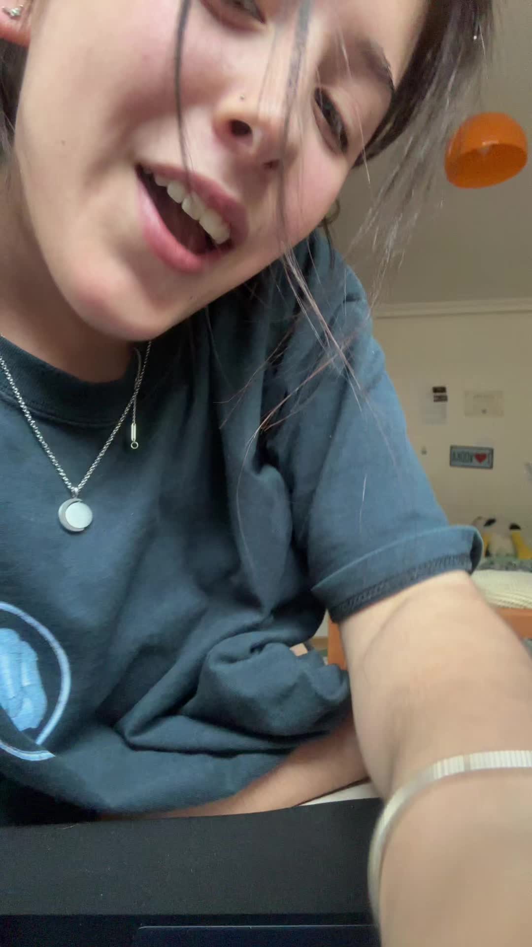 @abriiiiiiiiiiiiiiiiiil
