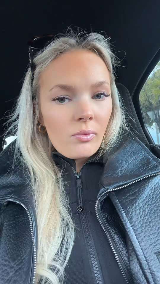 @Elina